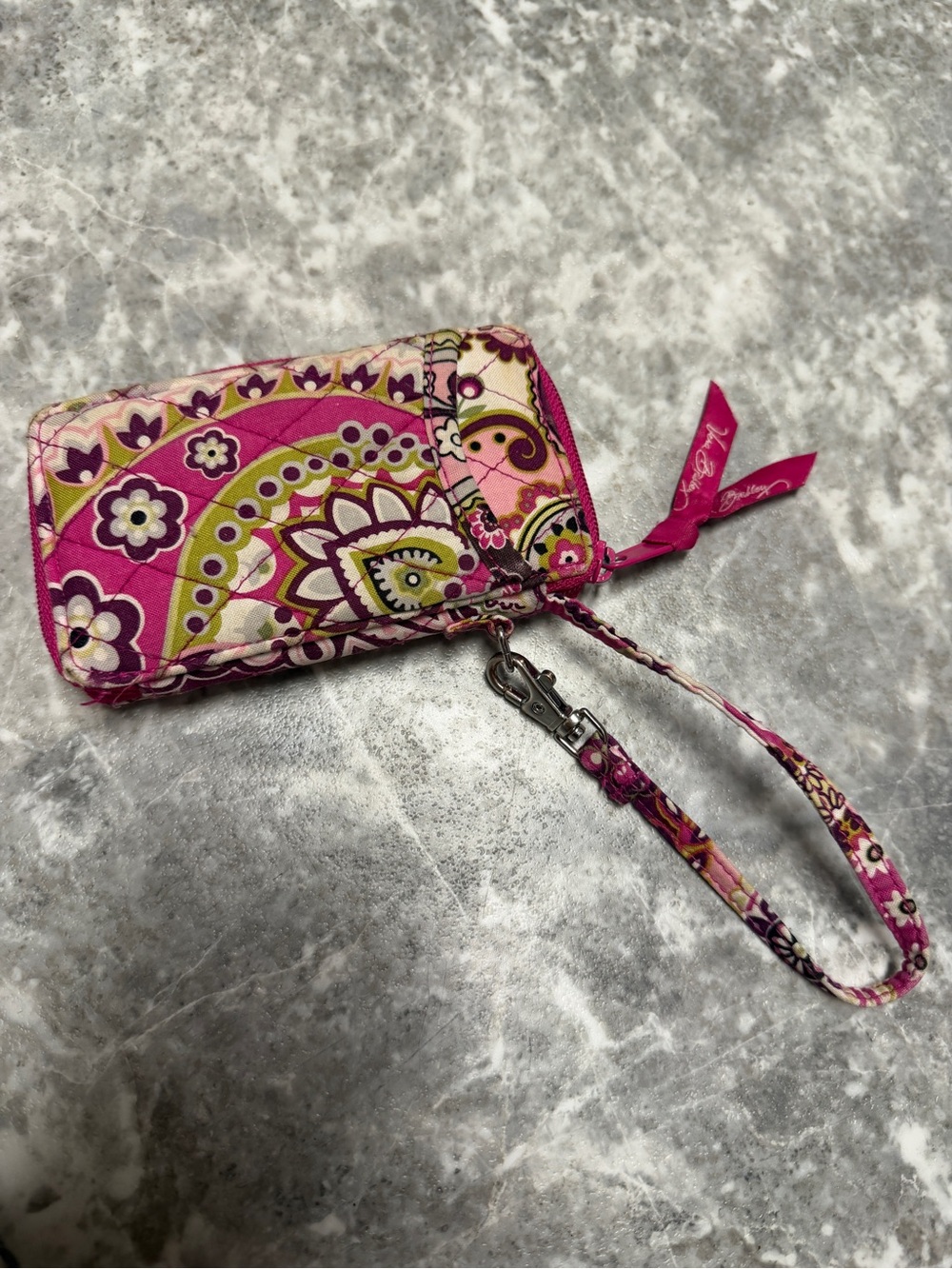 Vera Bradley Pink Paisley Quilted Zip Around Wristlet Wallet ID Holder Green
